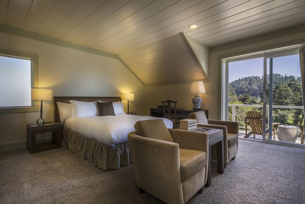 The Heritage House Resort