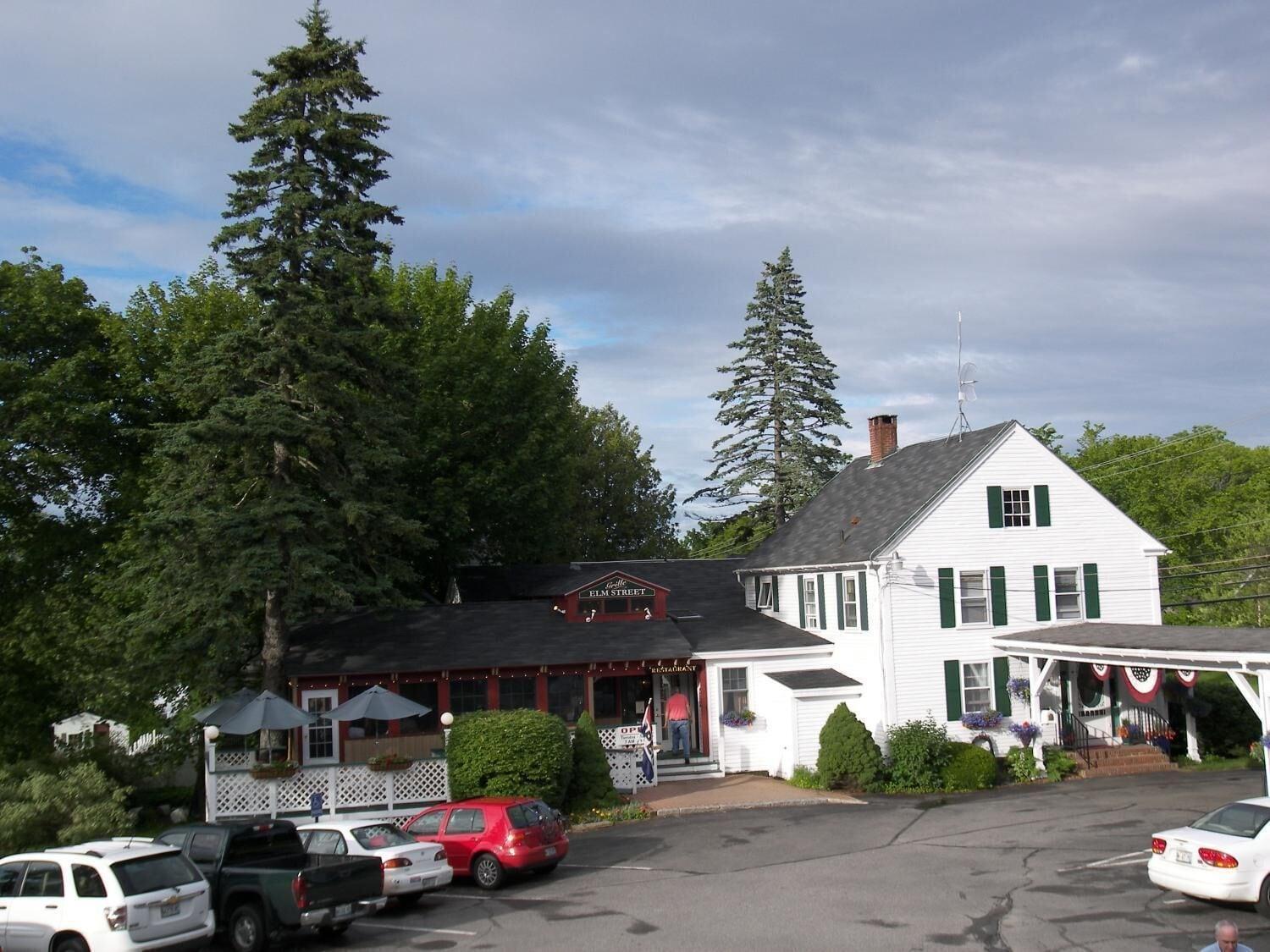 Cedar Crest Inn