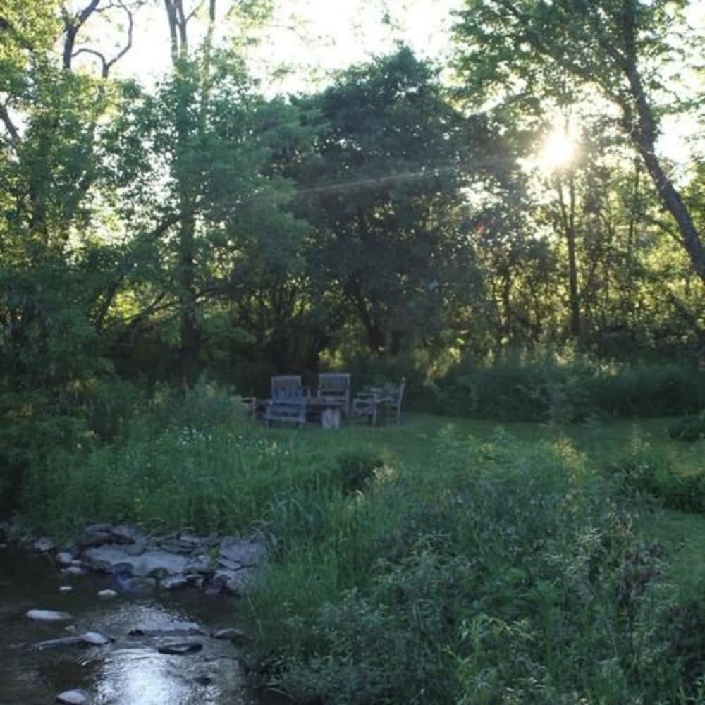 Hayden Creek Inn
