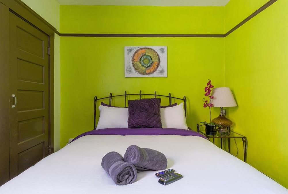 Lucky D's Hostel