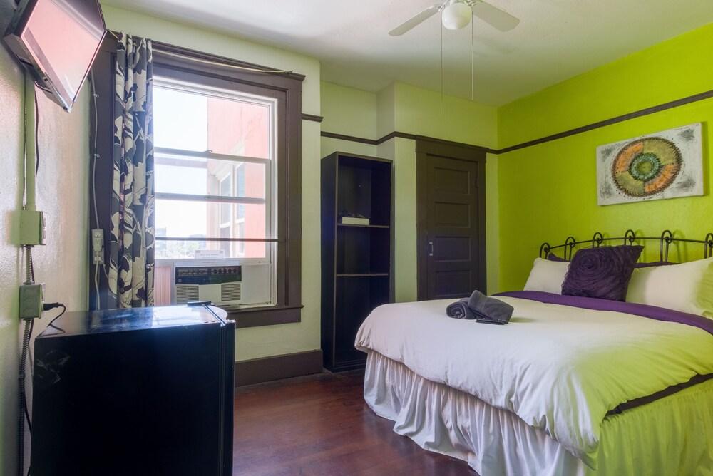 Lucky D's Hostel