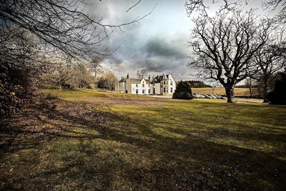 Saplinbrae Hotel And Lodges