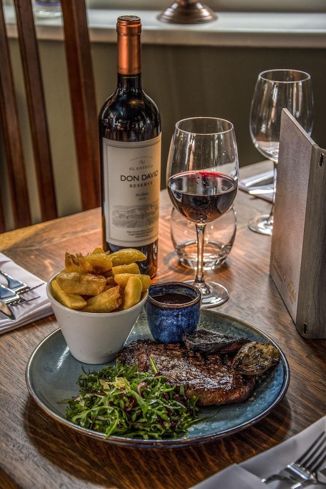 The Swan Inn