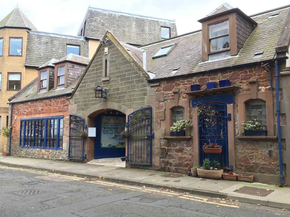 Folly Hotel