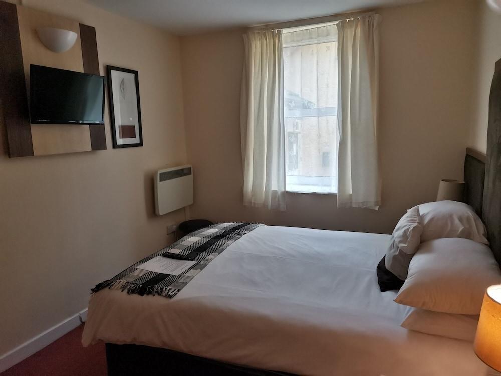 Park Lodge Hotel