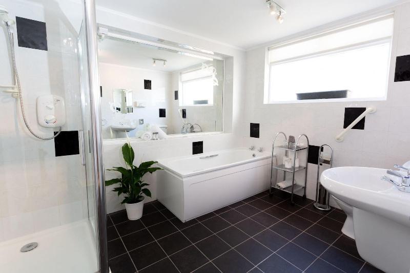 Shelleven Guest House