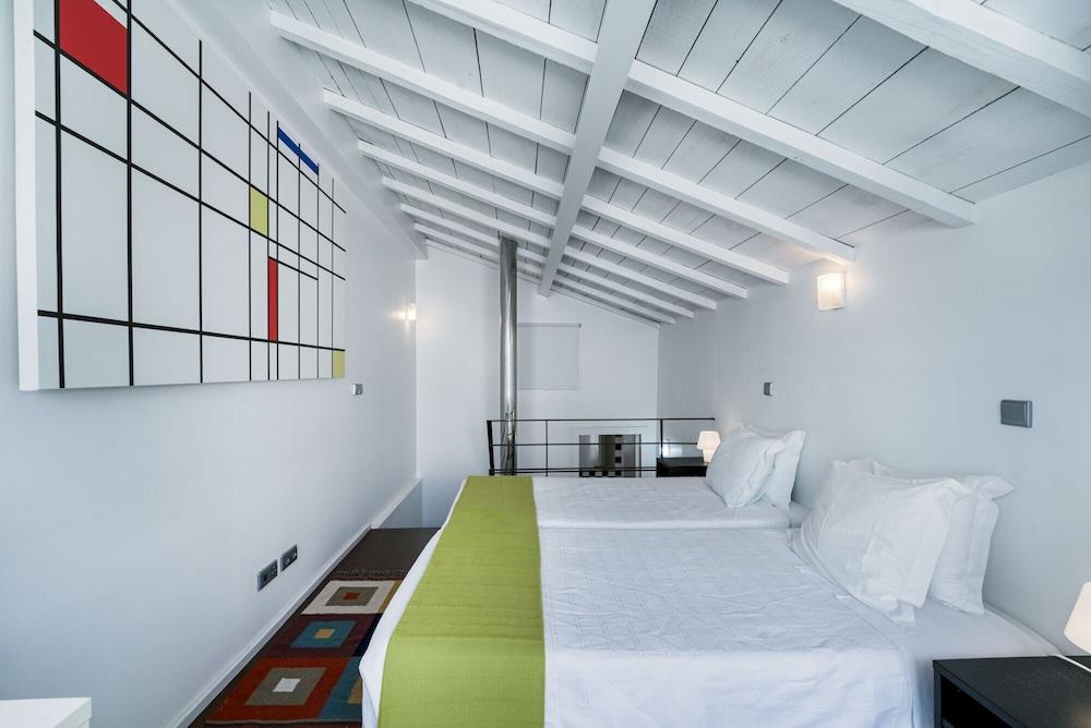 Fine Arts Guesthouse
