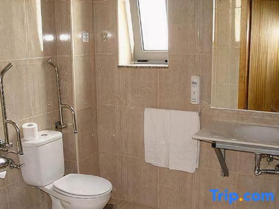 B&B Hotel Braga Lamacaes