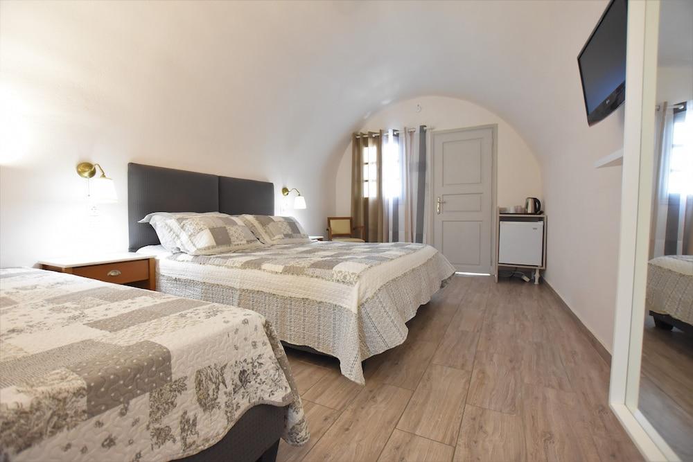 Rodakas Hotel