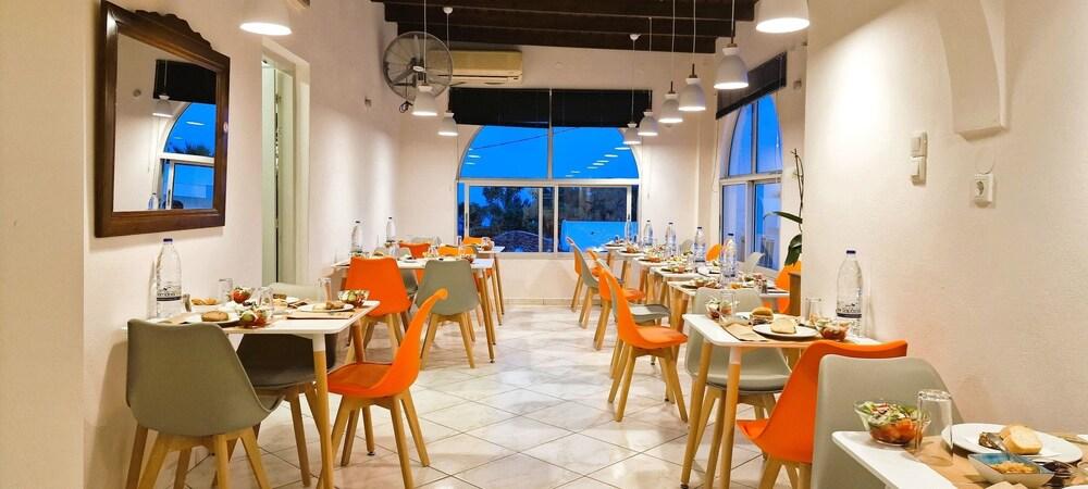 Rodakas Hotel