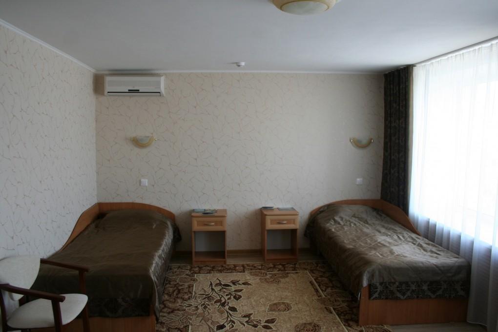 Hotel Salut
