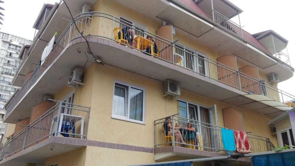 Maisky Hotel