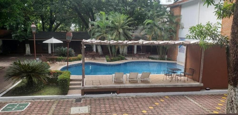 Hotel El Rancho