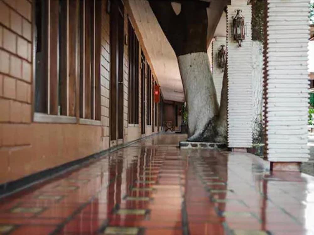 Hotel El Rancho