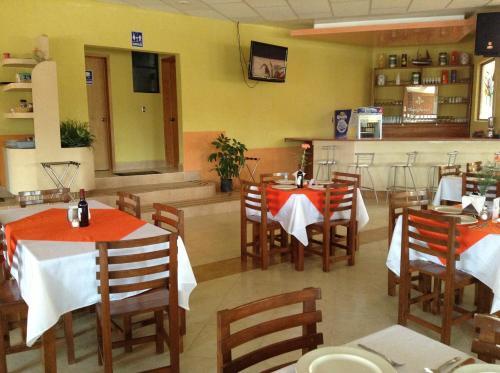Hotel Tres Flores