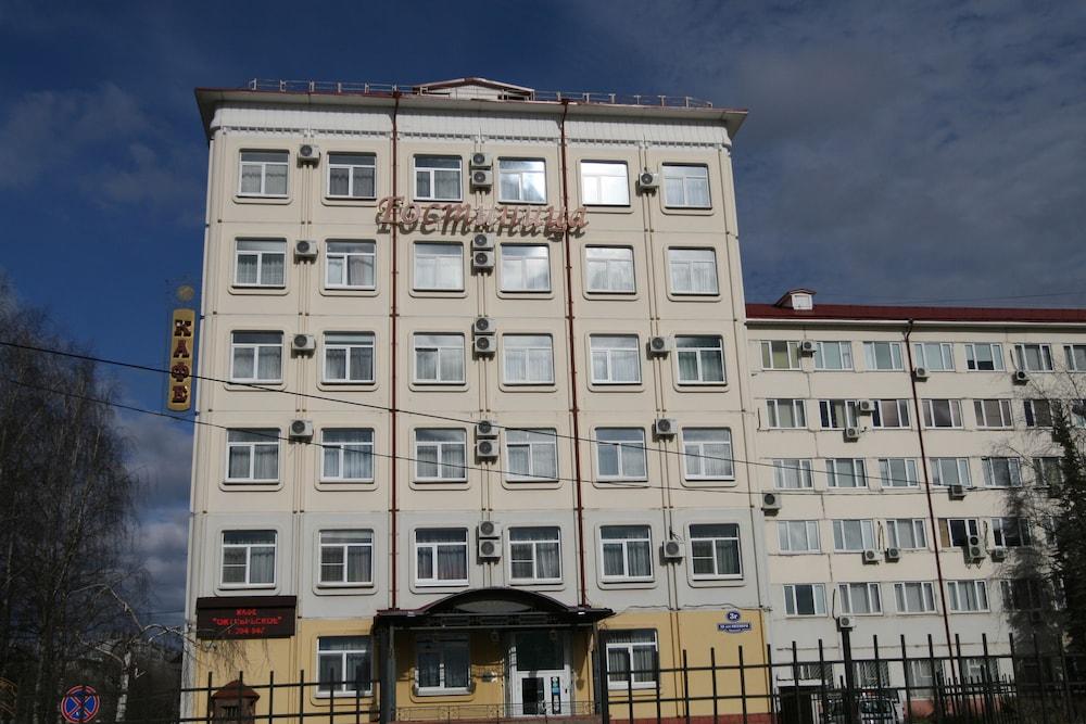 Oktyabrskaya