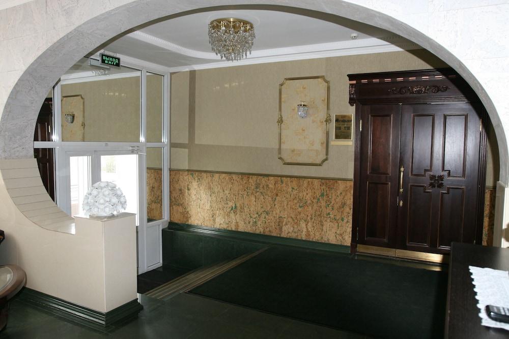 Oktyabrskaya