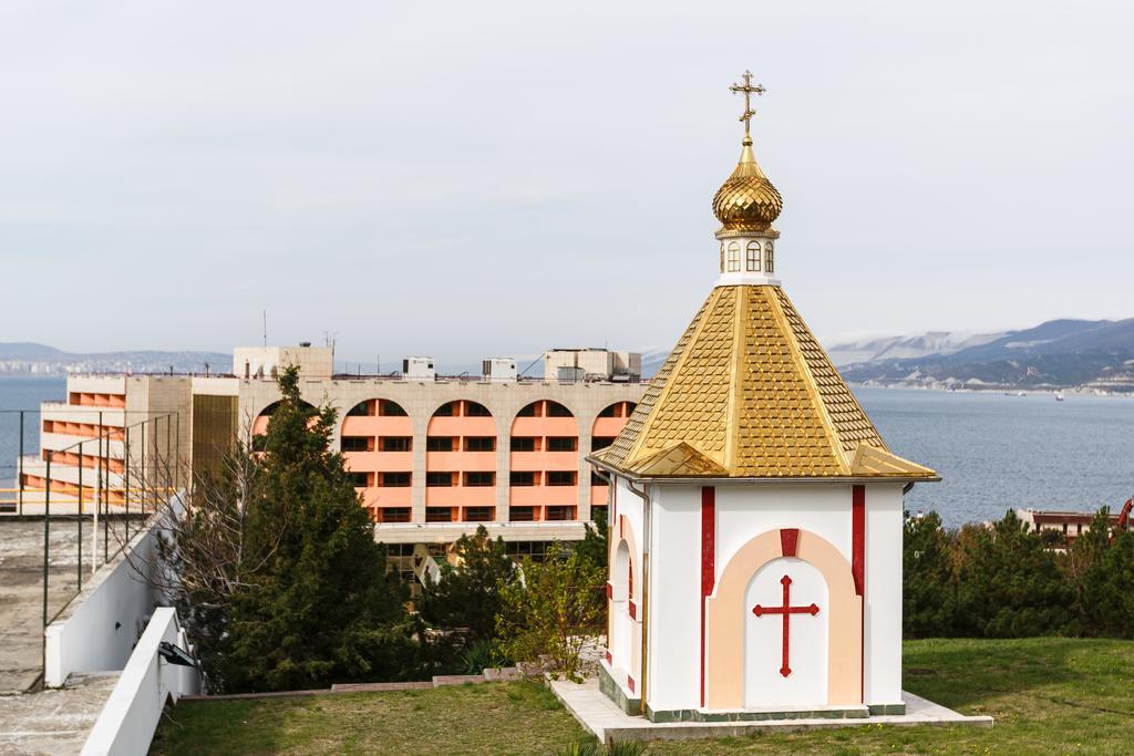 Nadezhda Hotel