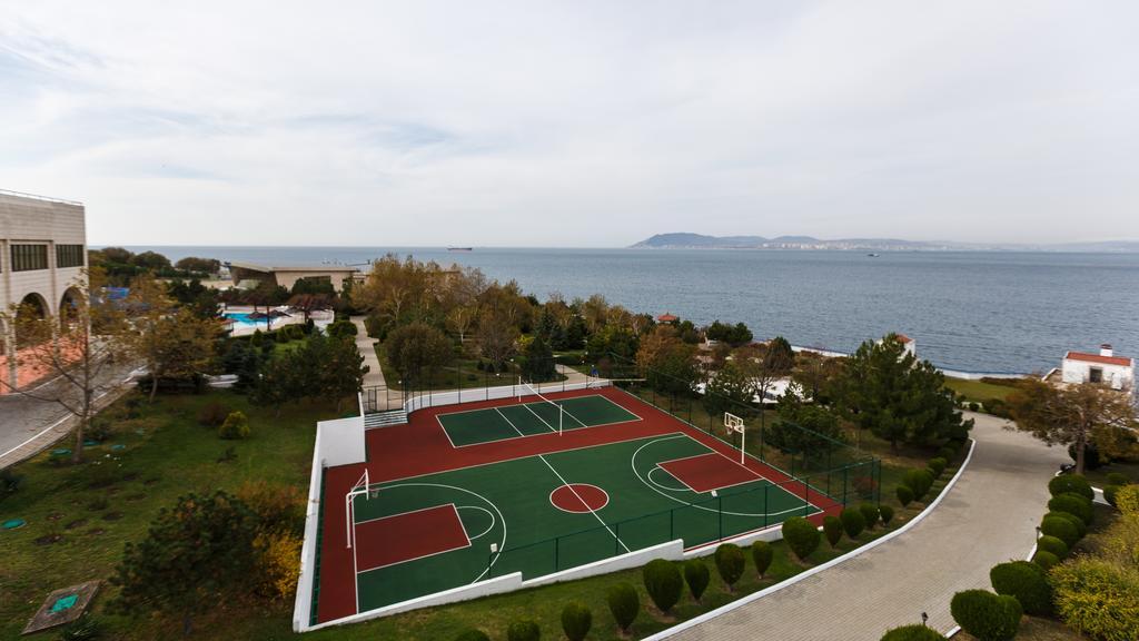 Nadezhda Hotel