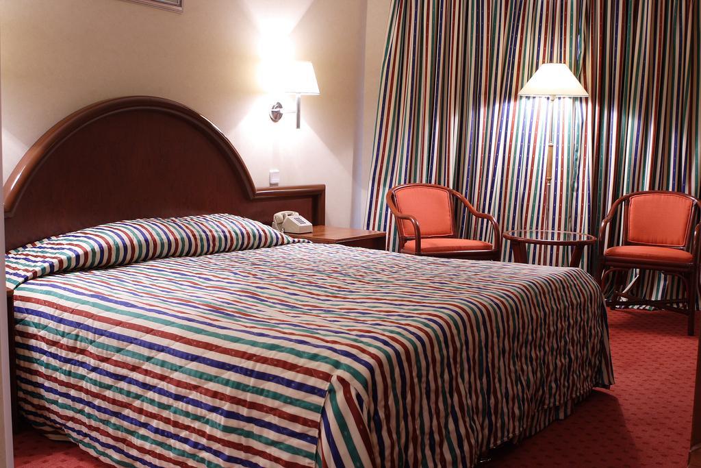 Nadezhda Hotel