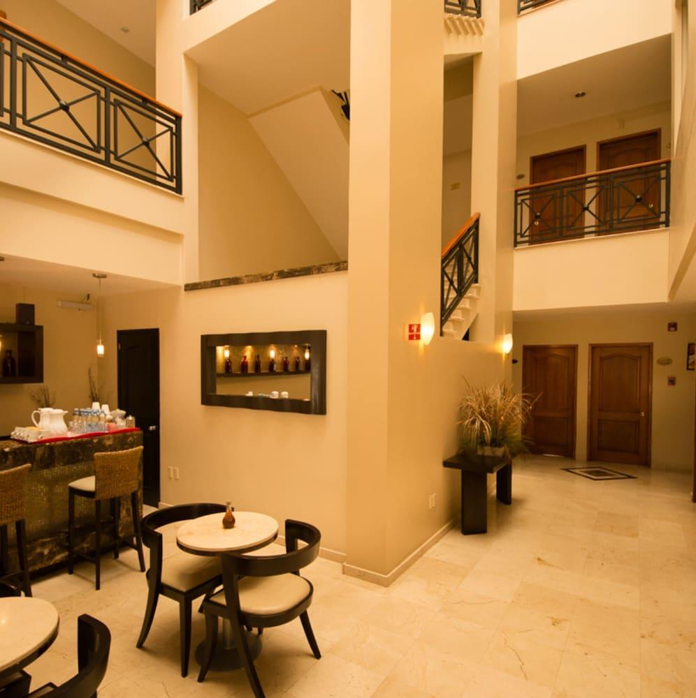Hotel Magno Tepatitlán