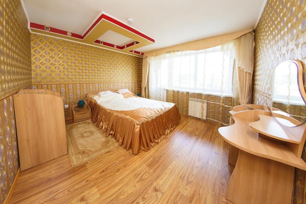 Hotel Barguzin