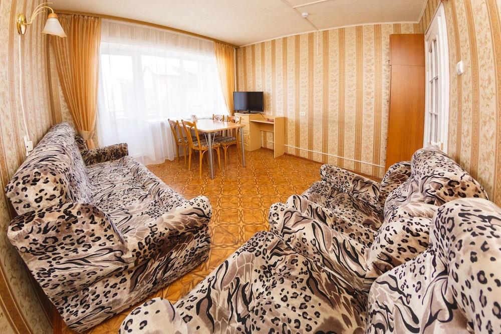 Hotel Barguzin