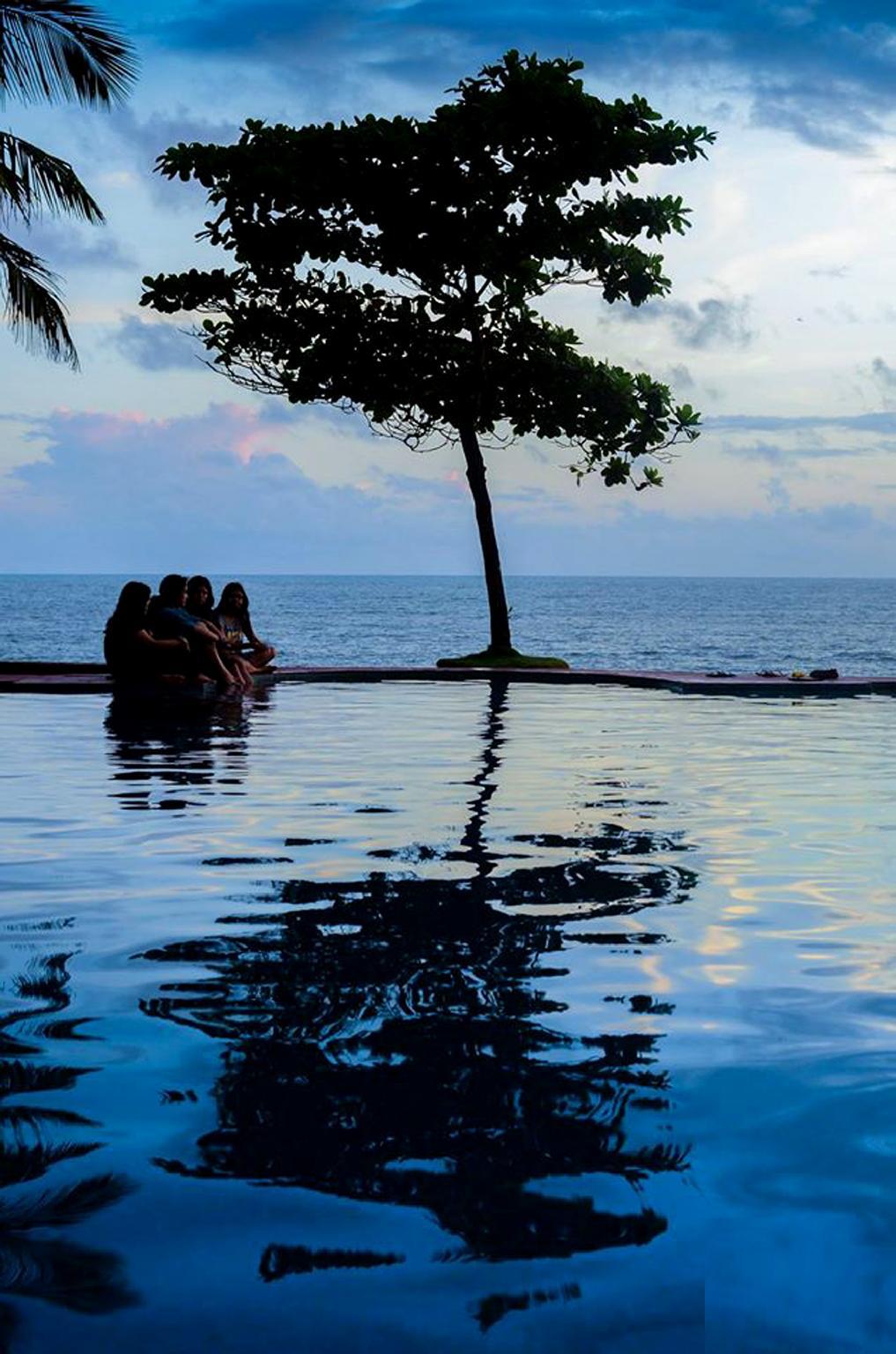 Mascot Beach Resort