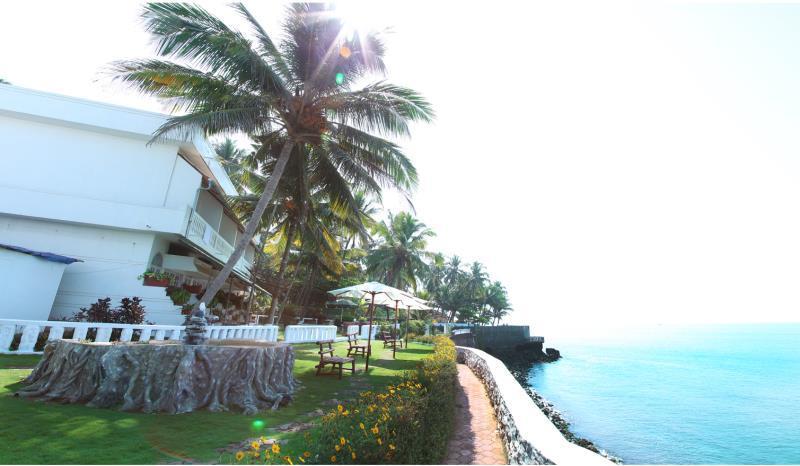 Mascot Beach Resort