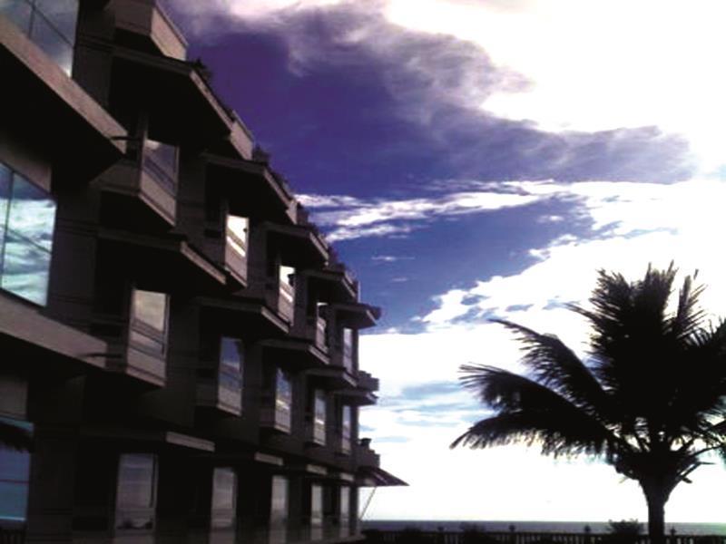 Mascot Beach Resort