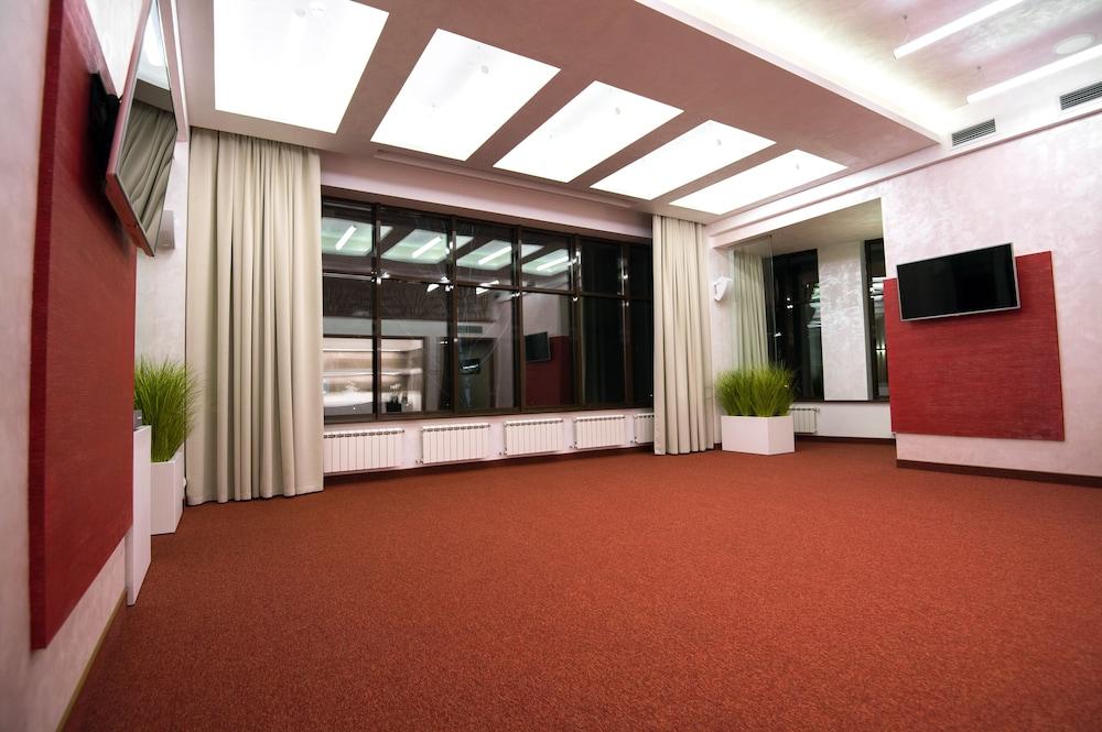 Alfa Business-Hotel