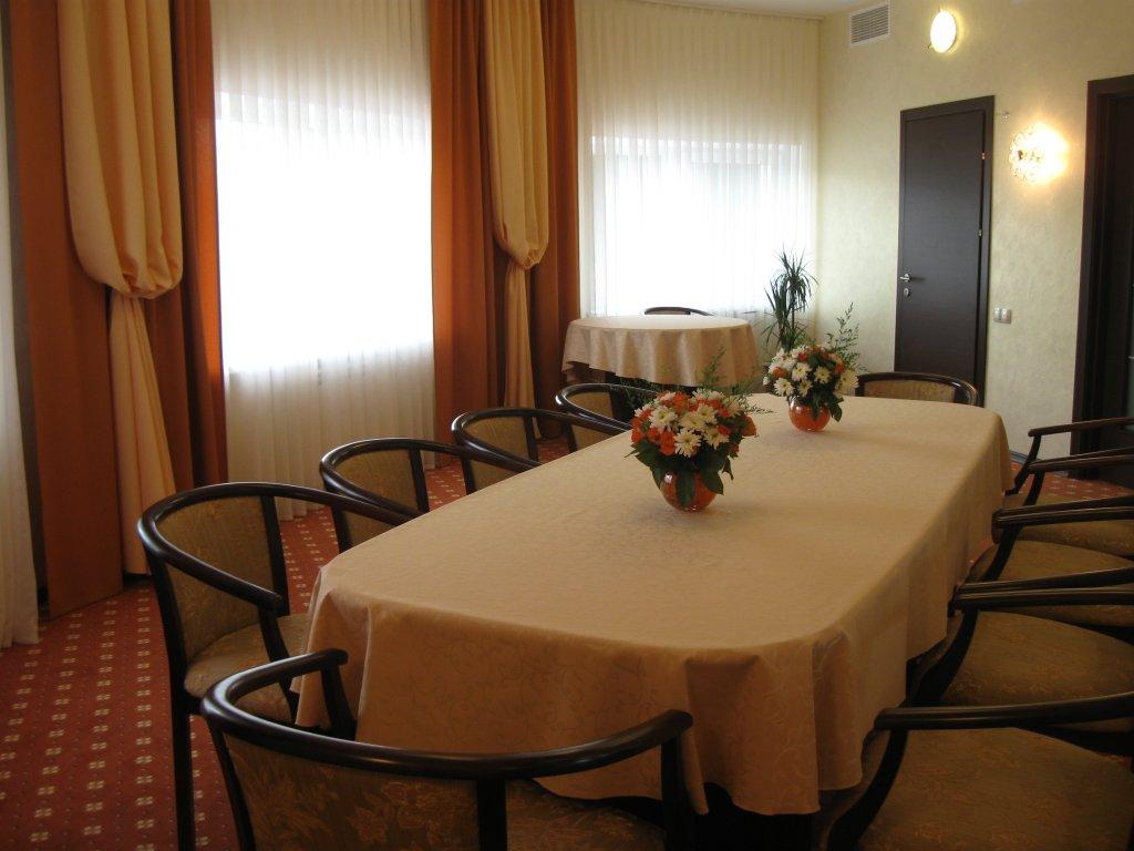 Dubrava Hotel