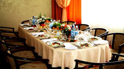 Dubrava Hotel