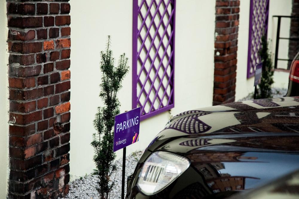 Blooms Boutique Apartments