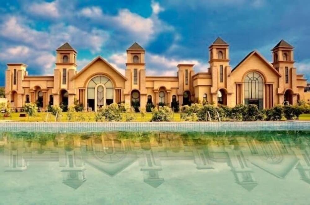 Hotel Sepal