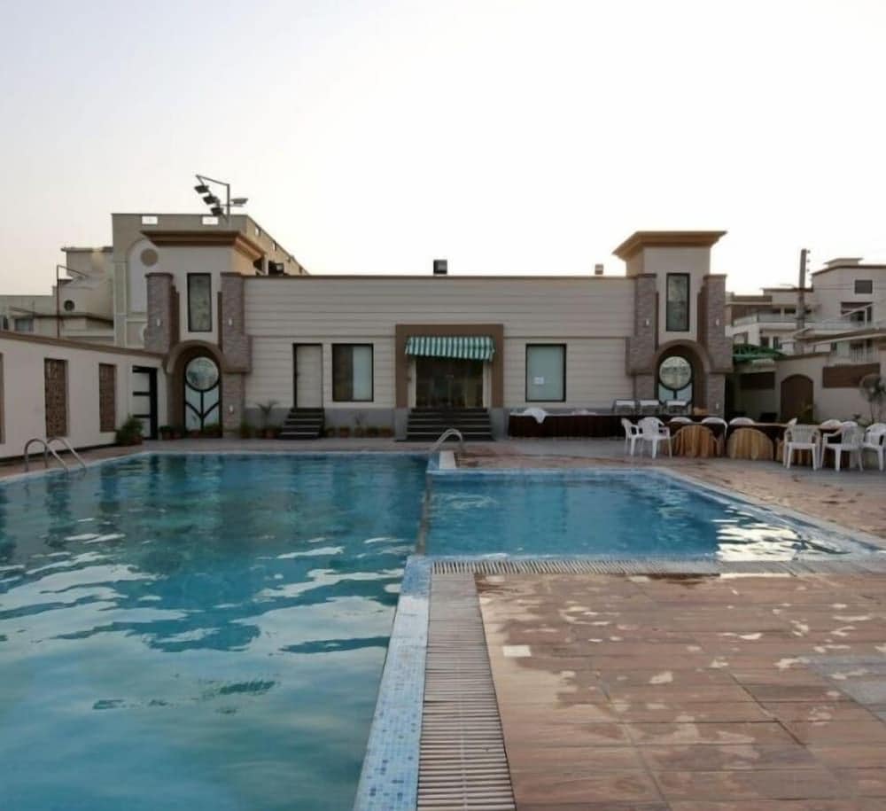 Hotel Sepal