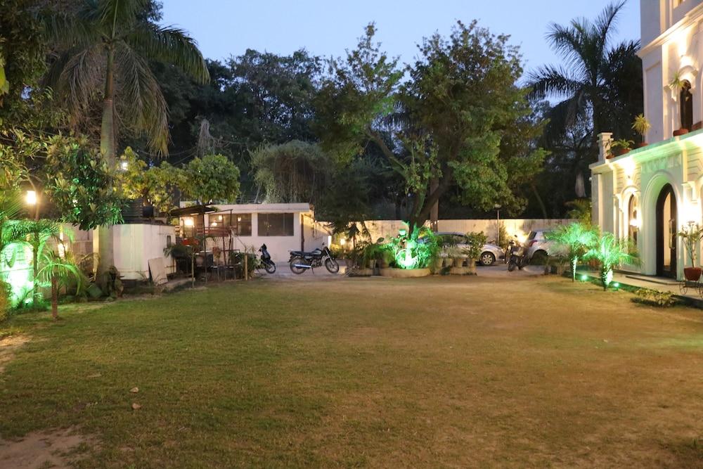 Hotel Kings Retreat