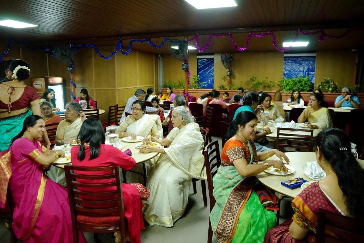 Srivar Hotels