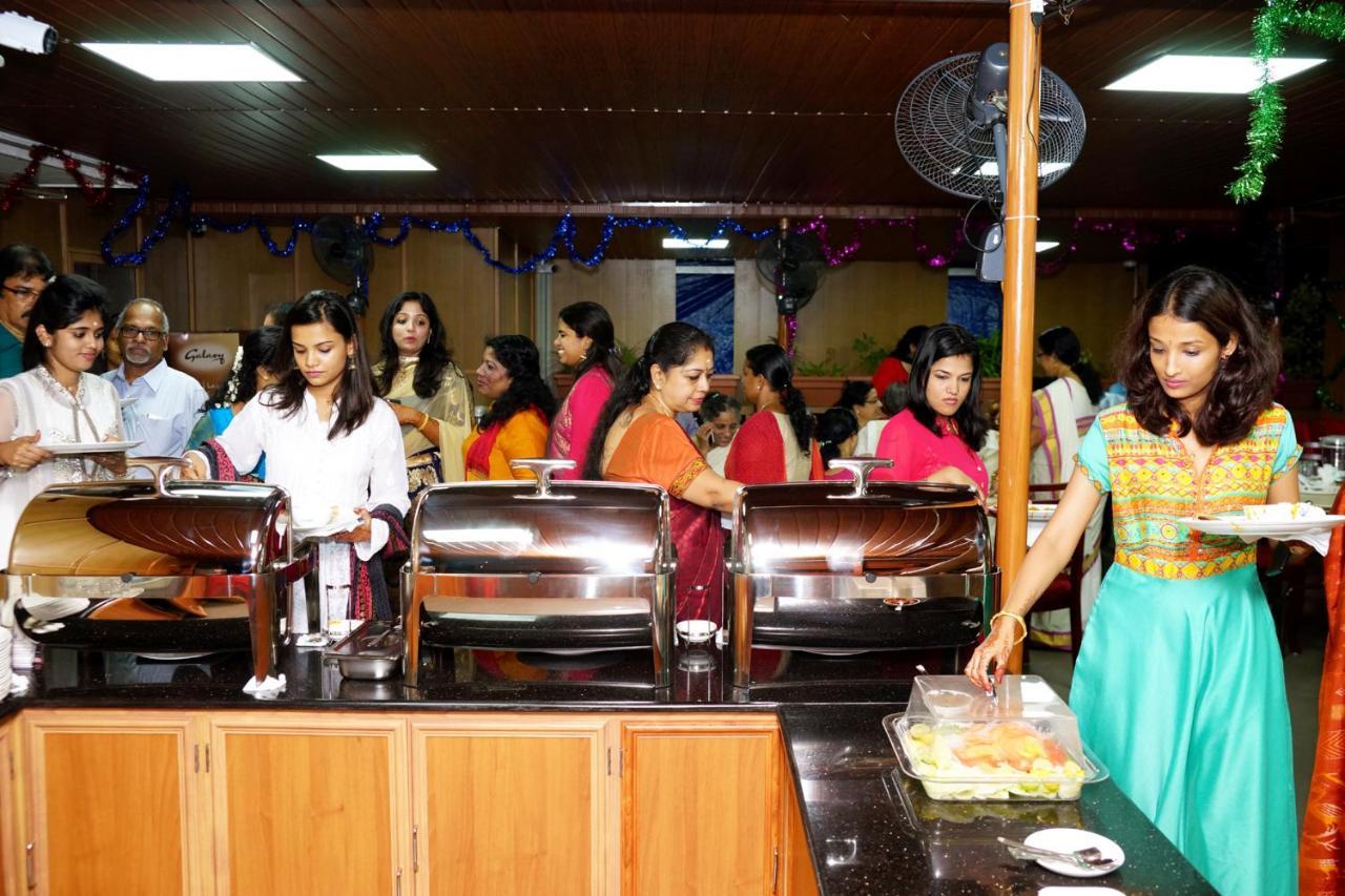 Srivar Hotels