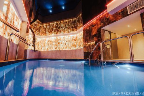 Era Hotel