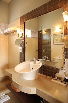 Ahuja Residency Delhi