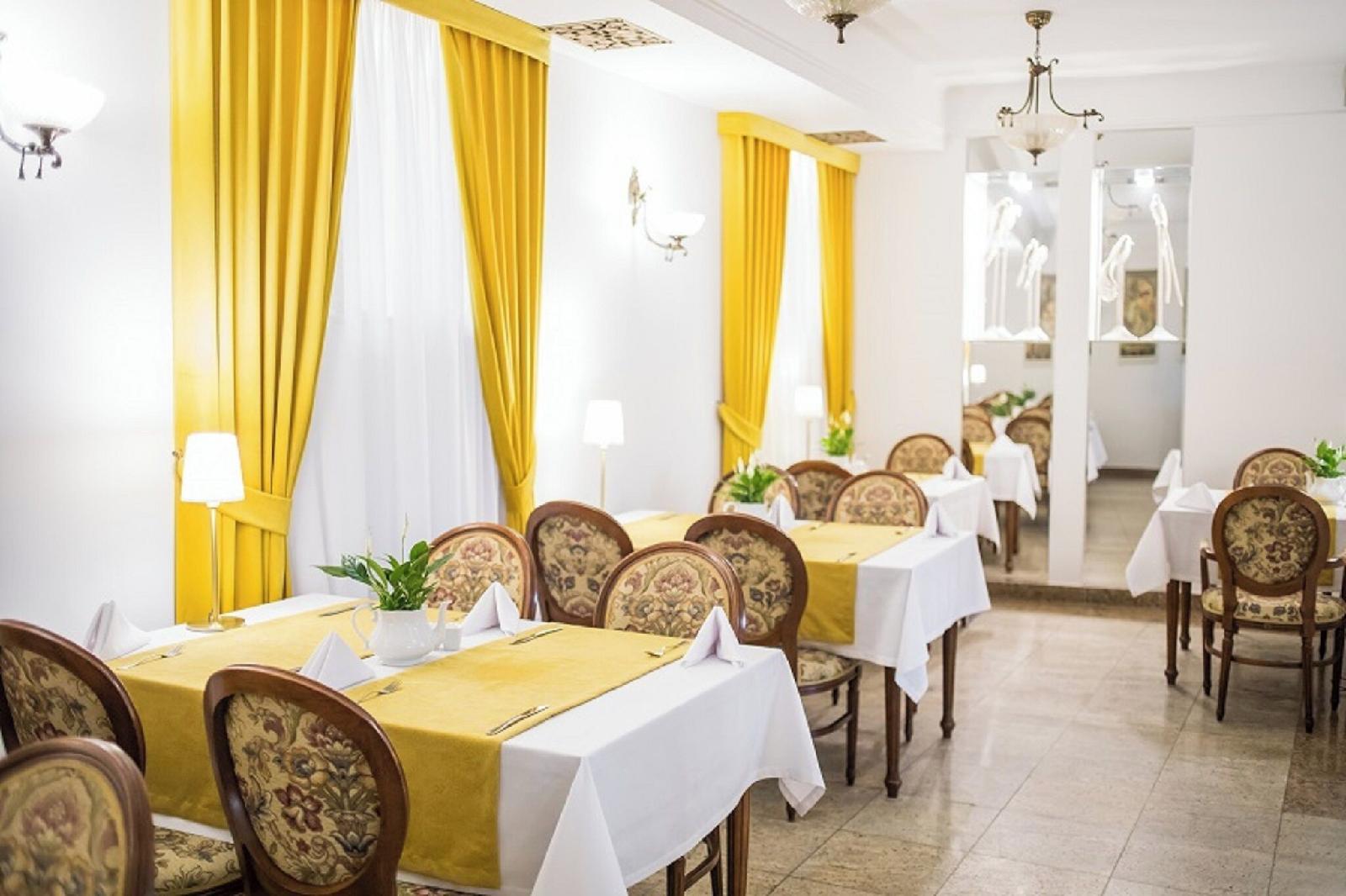 Hotel Pod Zlota Roza