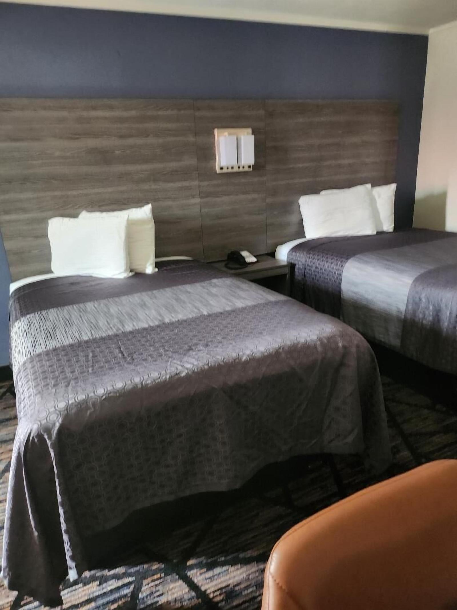 Americas Best Value Inn-Forest