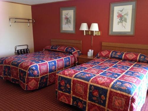 Dequeen Courtyard Inn