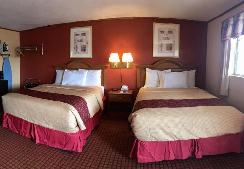 Dequeen Courtyard Inn