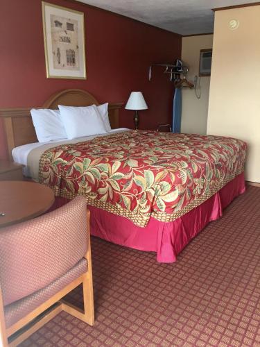 Dequeen Courtyard Inn