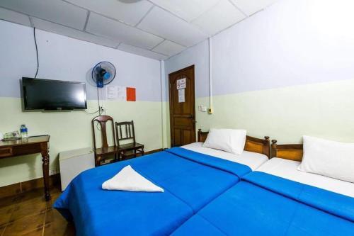 Lucky Ro Hotel & Restaurant