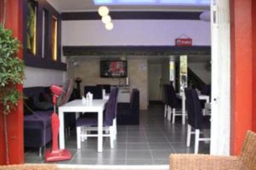 Lucky Ro Hotel & Restaurant