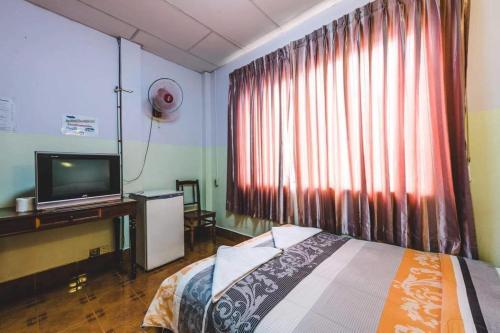 Lucky Ro Hotel & Restaurant