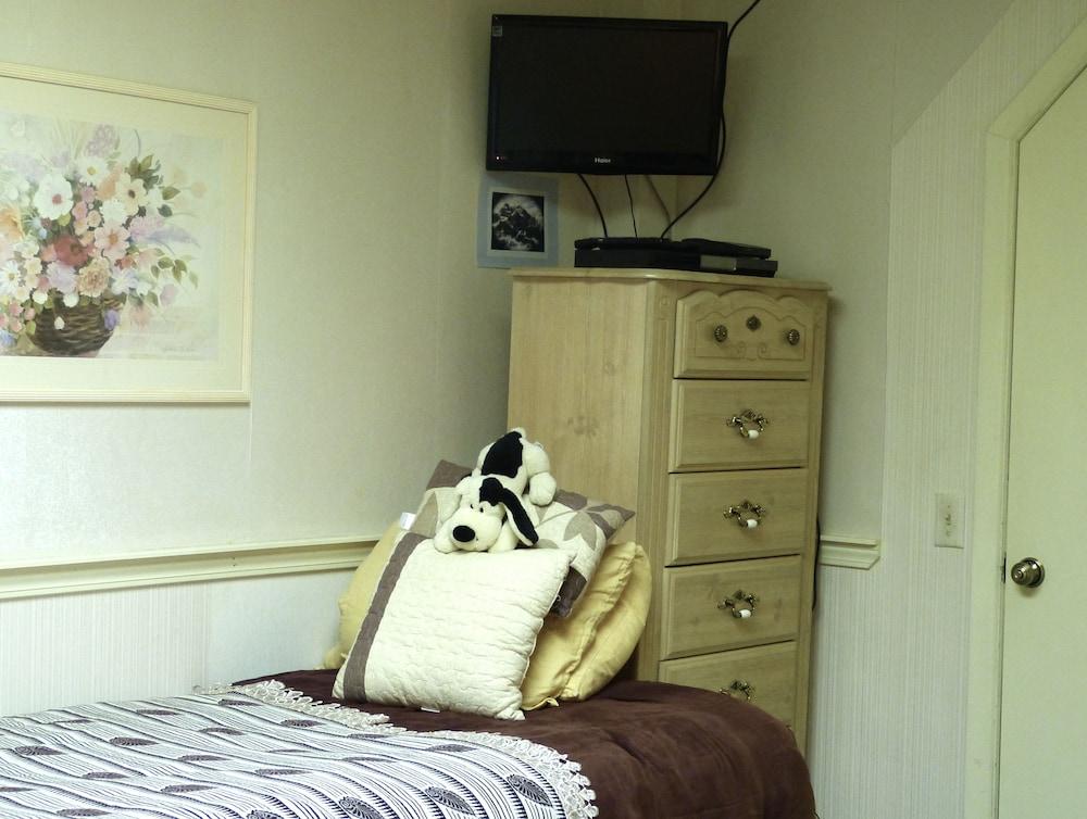 Halcyon Heights Bed & Breakfast/Inn